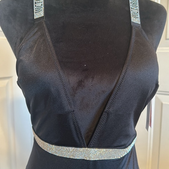 Beautiful black one piece bathing suit with some bling open back - Picture 4 of 10